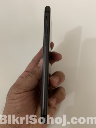Apple iPhone 8-64GB- Black Colour-Unlocked